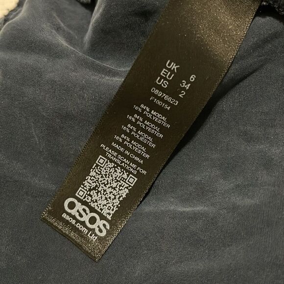 EUC - ASOS- 2. Jumpsuit - Picture 11 of 11